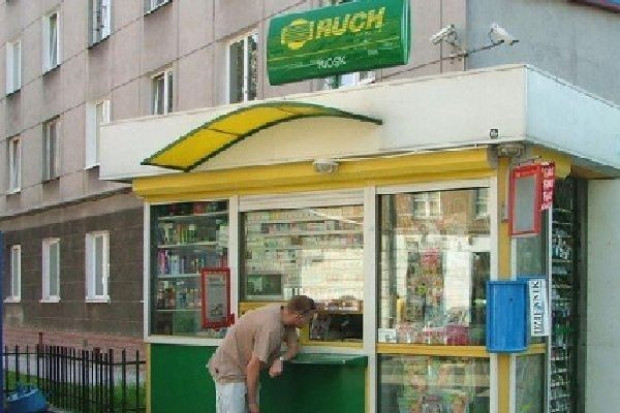 W 2 lata z polskiego rynku znikło ponad 4 tys. kiosków