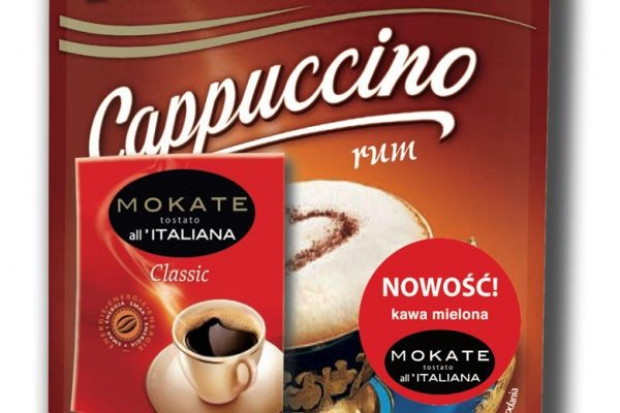 Do cappuccino Mokate dodaje saszetkę kawy mielonej