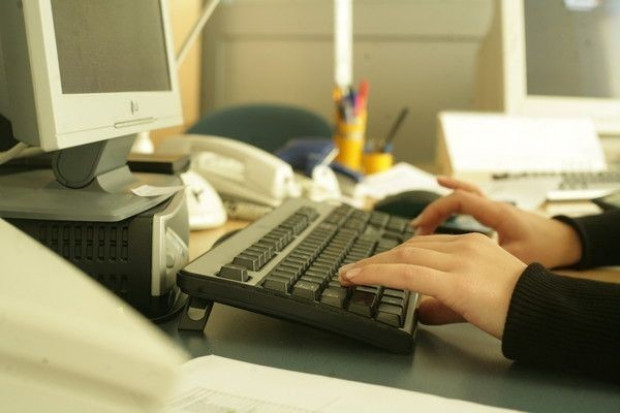 Koszyk cen dlahandlu.pl: Kolejna fala obniżek cen w e-sklepach