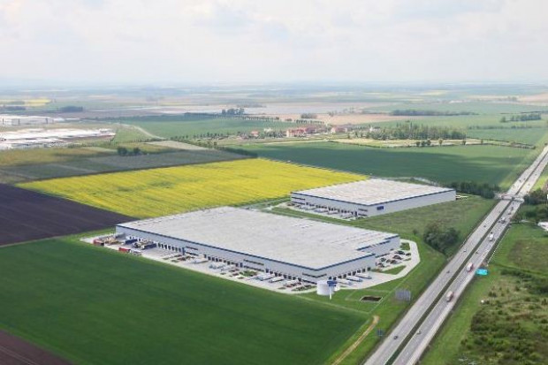 Żabka wynajmuje magazyn w parku Panattoni