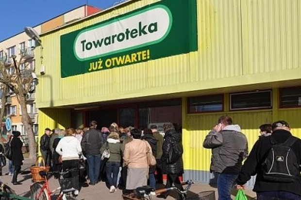 Właściciel Biedronki otwiera dyskonty non-food