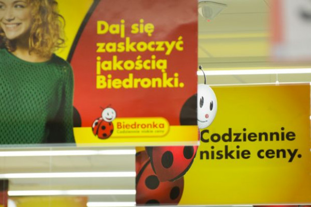 Biedronka pod wodą niskich cen. Czy wypłynie?