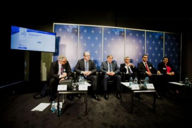 Na zdj. uczestnicy debaty, fot. PTWP EEC 2015: Bezpieczeństwo żywnościowe - wyzwanie XXI wieku