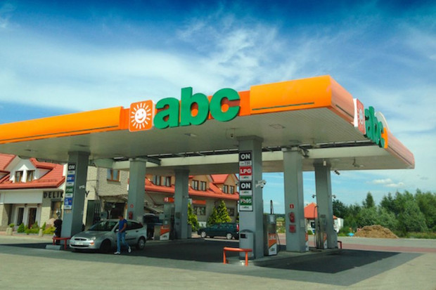 fot. dlahandlu.pl, stacja działa w województwie mazowieckim Brand Grupy Eurocash na stacji paliw