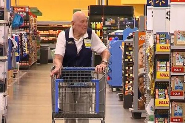 fot. za NBC news Walmart zatrudnia 103-letniego pracownika
