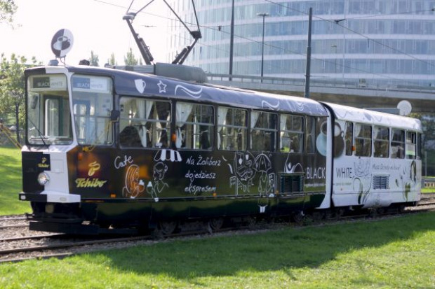 fot. materiały prasowe Kawowy tramwaj Tchibo na ulicach Warszawy