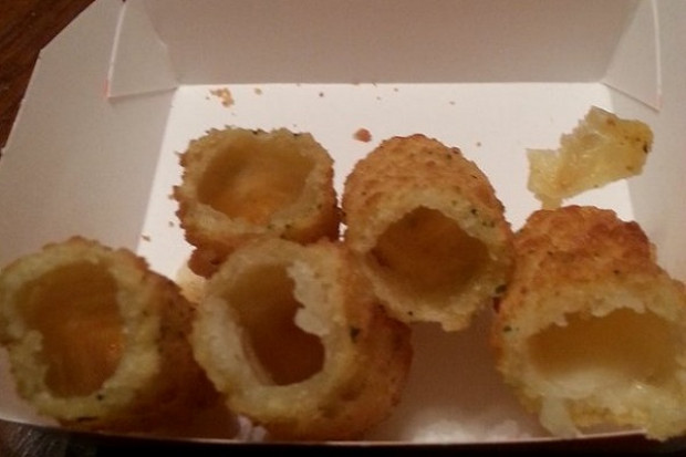 Fot. za twitter.com Rarytas w amerykańskim McDonald's: Paluszki z mozzarellą bez...mozzarelli