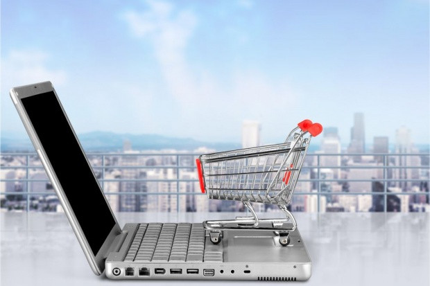 Fot. za Shutterstock.com Krajobraz e-commerce nad Wisłą - Warszawa rządzi, Pomorze w ogonie