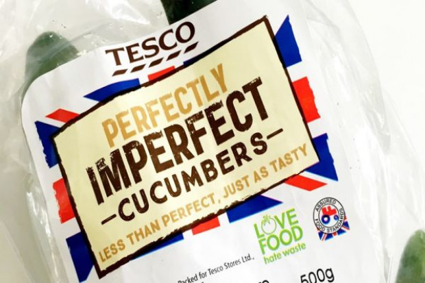 fot. materiały prasowe Tesco Tesco wprowadza do oferty krzywe ogórki. Seria niestandardowych warzyw pod marką własną