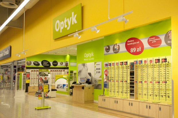 Fot. za Tesco Polska Specjalistyczna firma przejmuje 14 stoisk optycznych Tesco
