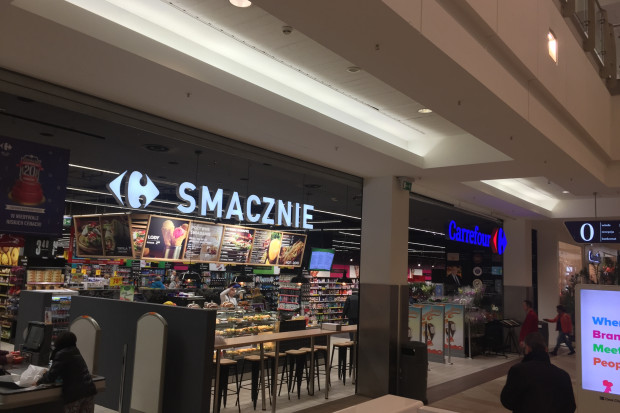 Wyspa Smacznie w Galerii Mokotów; fot. dlahandlu.pl Jak zmienił się gastronomiczny koncept Carrefoura (galeria zdjęć)