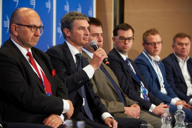 fot. Debata o branży spożywczej podczas EEC 2016 Branża handlowa i spożywcza podczas IX Europejskiego Kongresu Gospodarczego