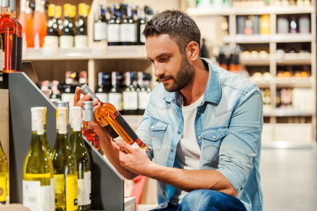 fot. shutterstock Eurocash o ekspozycji alkoholi w sklepie
