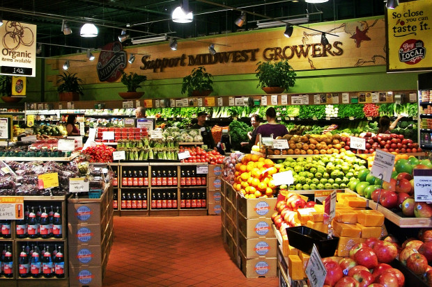 fot. Whole Foods Market Amazon kupił sieć sklepów spożywczych za 13,7 mld USD