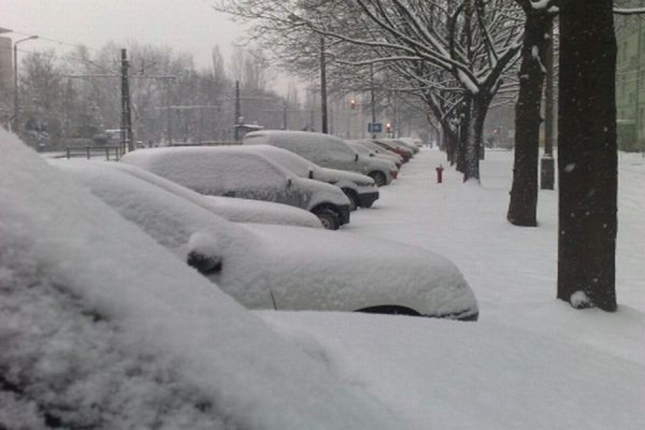 Za śnieg na chodniku przed sklepem można zapłacić 1,5 tys. złotych kary