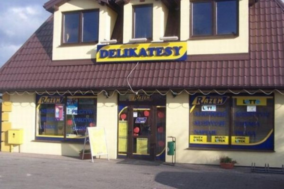 Obroty małych sklepów spadają o kilka proc. rocznie
