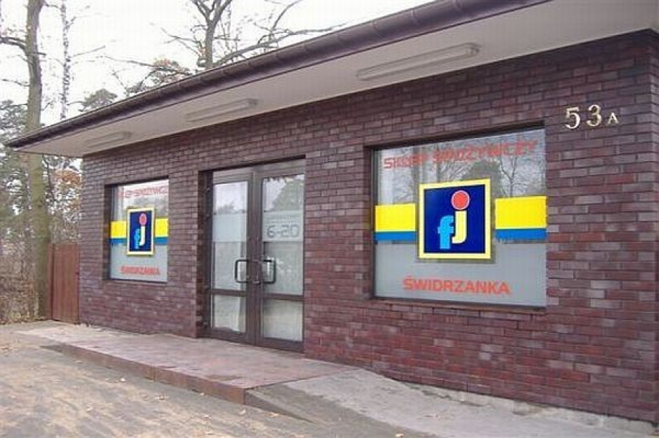 FJ nie zamierza wprowadzać marki własnej, chce konkurować markową ofertą
