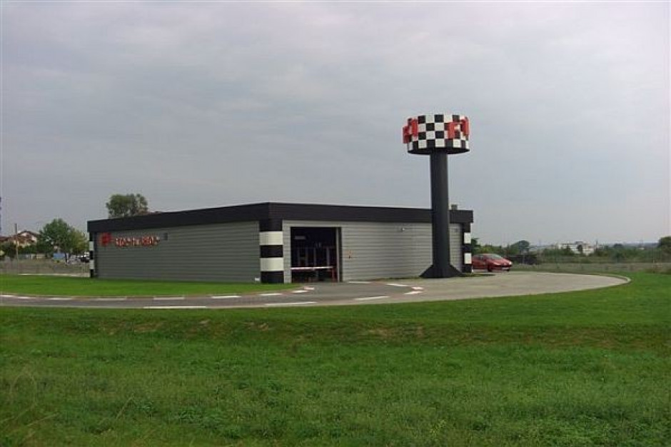 F1 sprzedaje swój koncept na Litwę