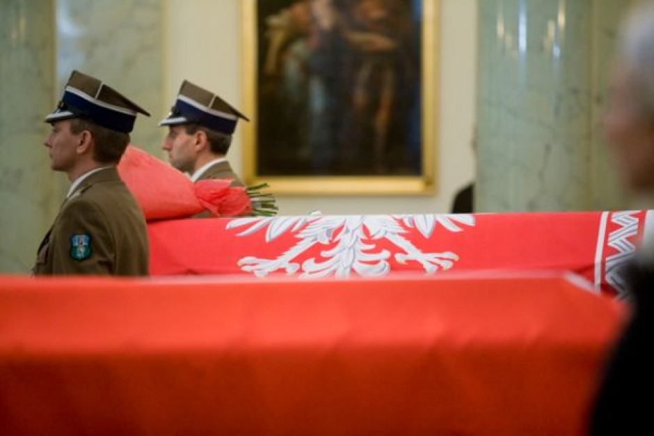 Z powodu wybuchu wulkanu delegacje odwołują udział w pogrzebie