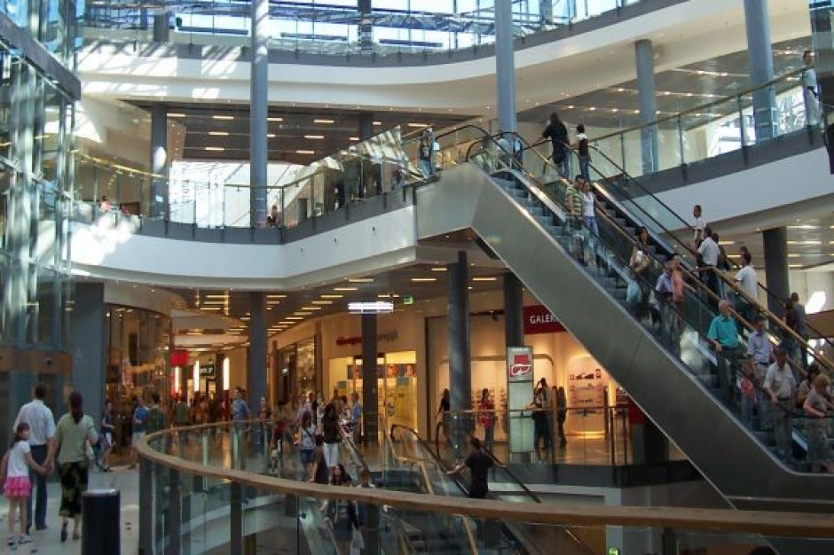 Czynsze w centrach handlowych niższe niż przed rokiem