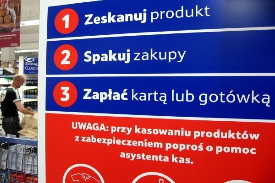 Sieci szukają sposobu na skrócenie kolejek do kas