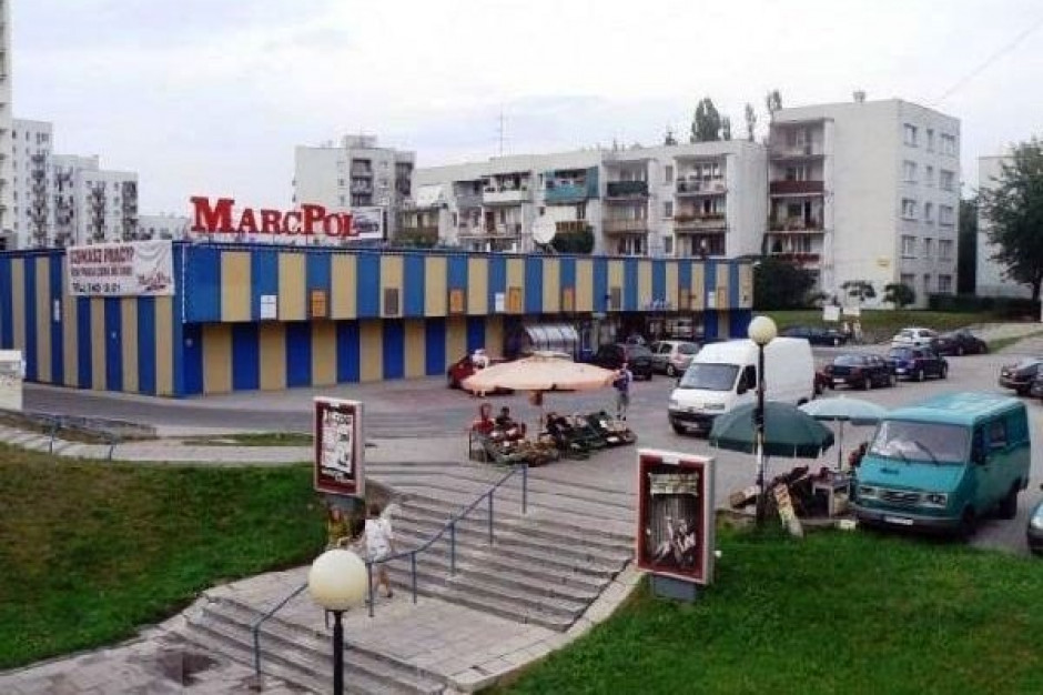 Brak chętnych na pakiet akcji sieci MarcPol