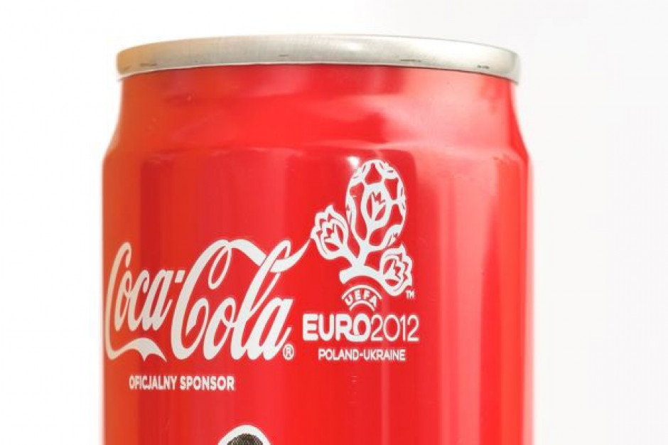 Coca-Cola wprowadza puszkę Sleek