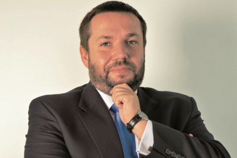 W ciągu ośmiu lat płatności telefonami zastąpią karty kredytowe i debetowe