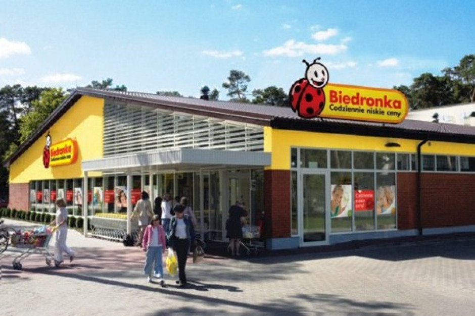 Biedronka poluje na lokalizacje po małych sieciach