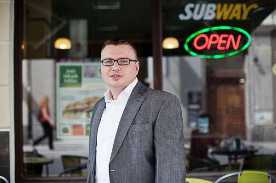 Subway chce mieć 100 lokali na początku 2014 r.