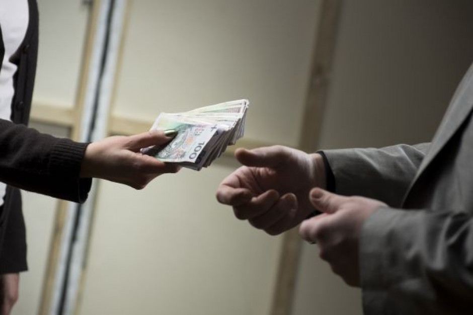 Zarobki w handlu w 2012 r. kształtowały się na poziomie 3 500 zł brutto miesięcznie