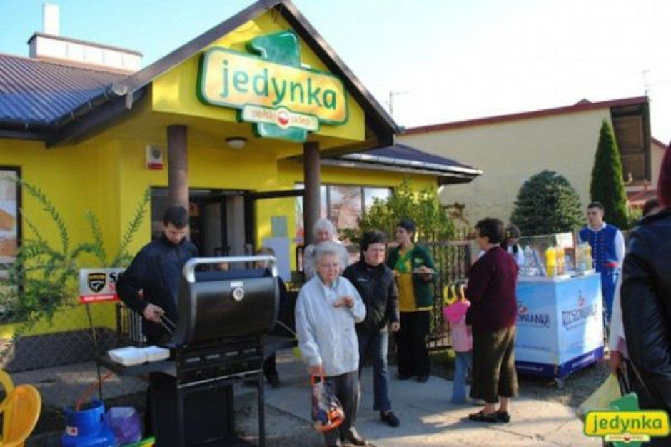 Sieć Jedynka w trakcie restrukturyzacji, nierentowne sklepy będą zamykane