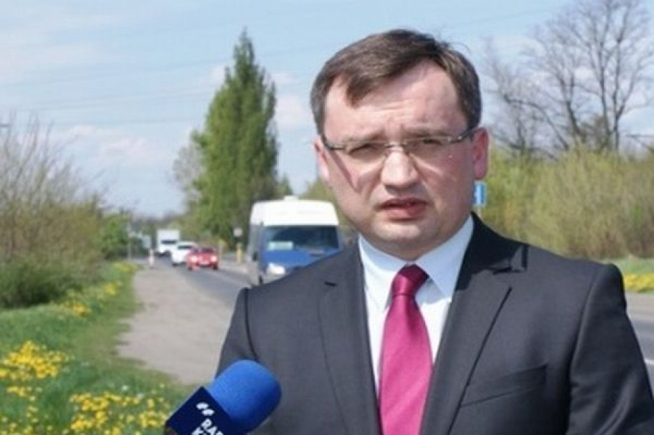 Zbigniew Ziobro chce opodatkowania sieci hiper- i supermarketów