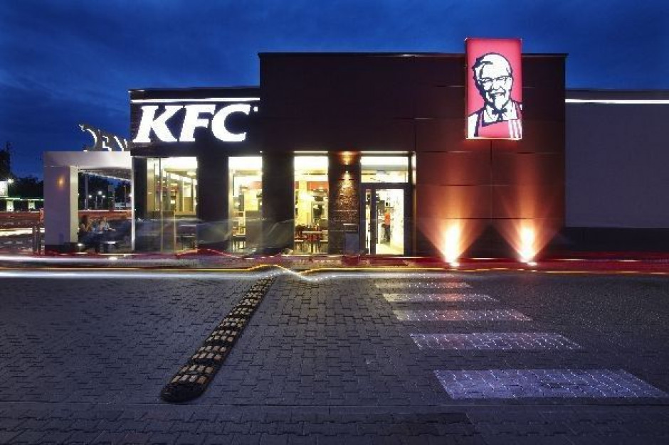 50 restauracji KFC ze 180 będzie oferowało dostawę do domu