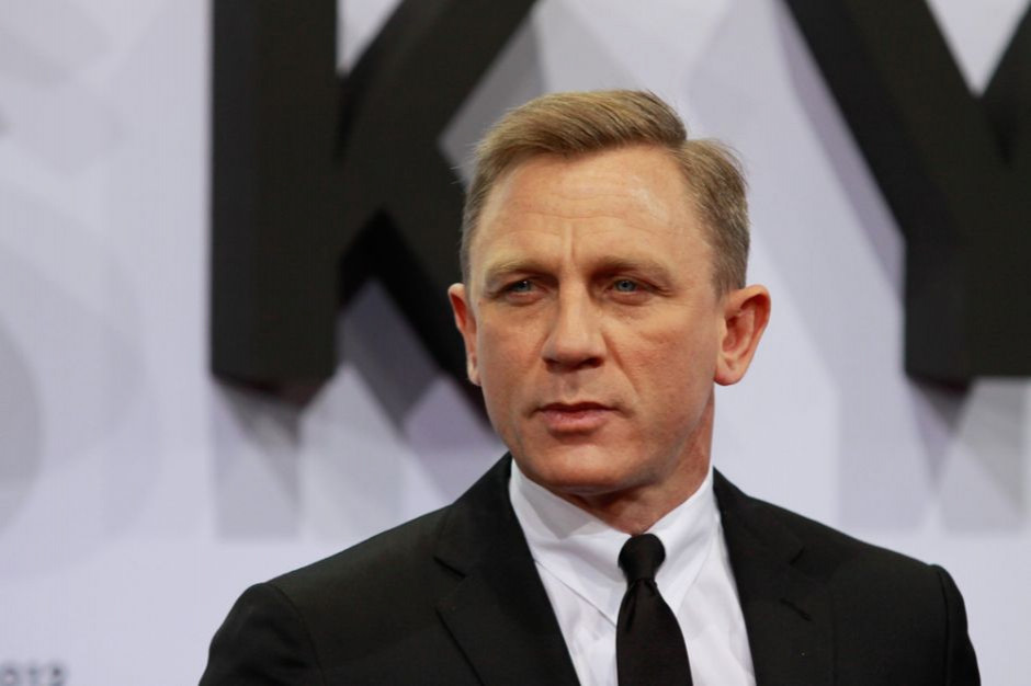 James Bond znów wypije Heinekena, fot. Piotr Zajac / Shutterstock.com Bond znowu pije Heinekena, marka reklamuje się w filmie Spectre