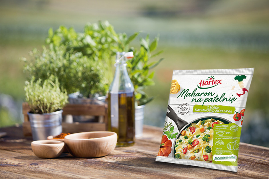 fot. Hortex Makaron na patelnię z sosem śmietanowo – ziołowym Hortex