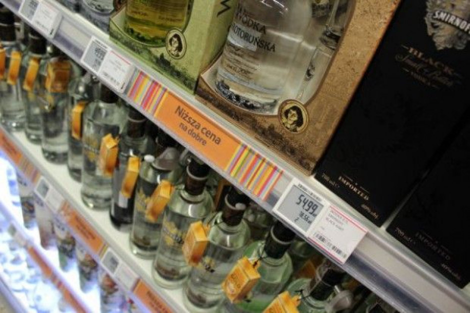 fot. ŁR Top Market: przez nowe zasady sprzedaży alkoholu 40 sklepów zamknie działalność