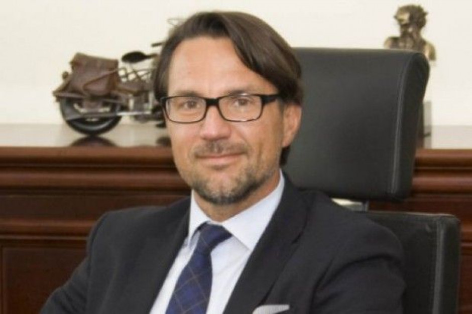 Krzysztof Andrzejewski pozostaje w zarządzie Żabki. Będzie odpowiedzialny za obszar operacyjny firmy