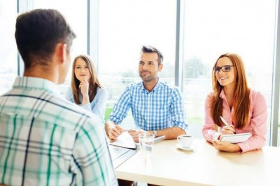 fot. Shutterstock Ekspert: Rozbieżne oczekiwania pracodawców i pracowników handlu