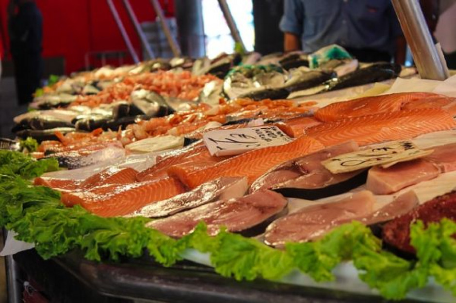 fot. za pixabay.com.pl Polacy kupują świeże ryby w hipermarketach i supermarketach