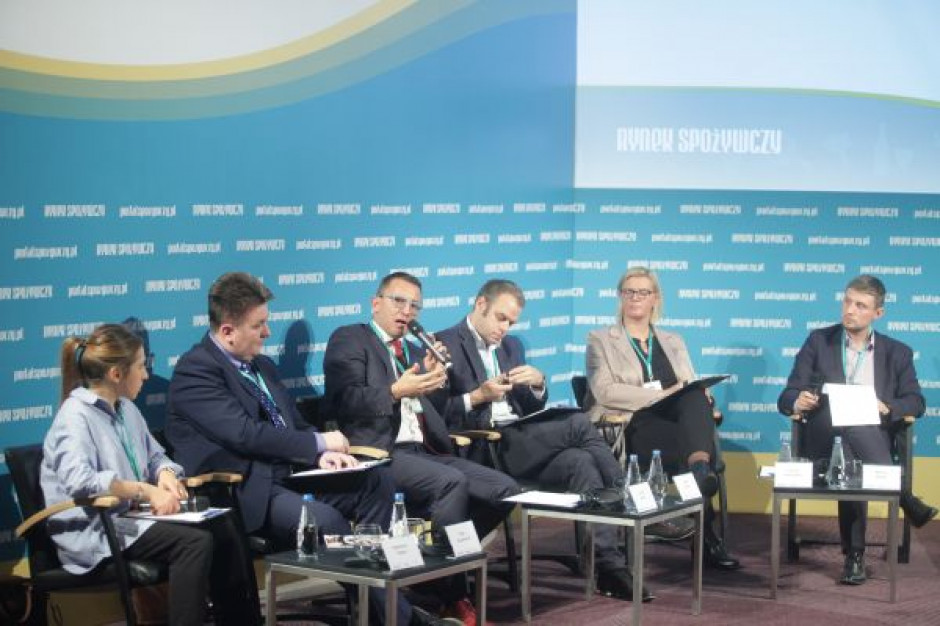 Debata "Digitalizacja handlu – e-commerce, omnichanel, mobilność", fot. Żelazna Studio Digitalizacja handlu – e-commerce, omnichanel, mobilność (pełna relacja)