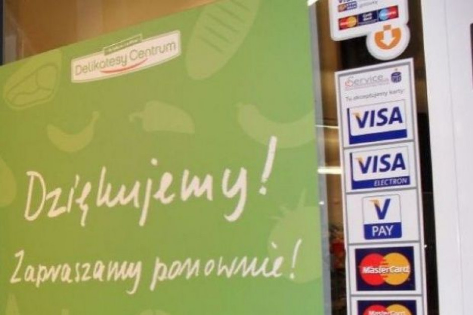 Delikatesom Centrum ubyło kolejne 20 sklepów