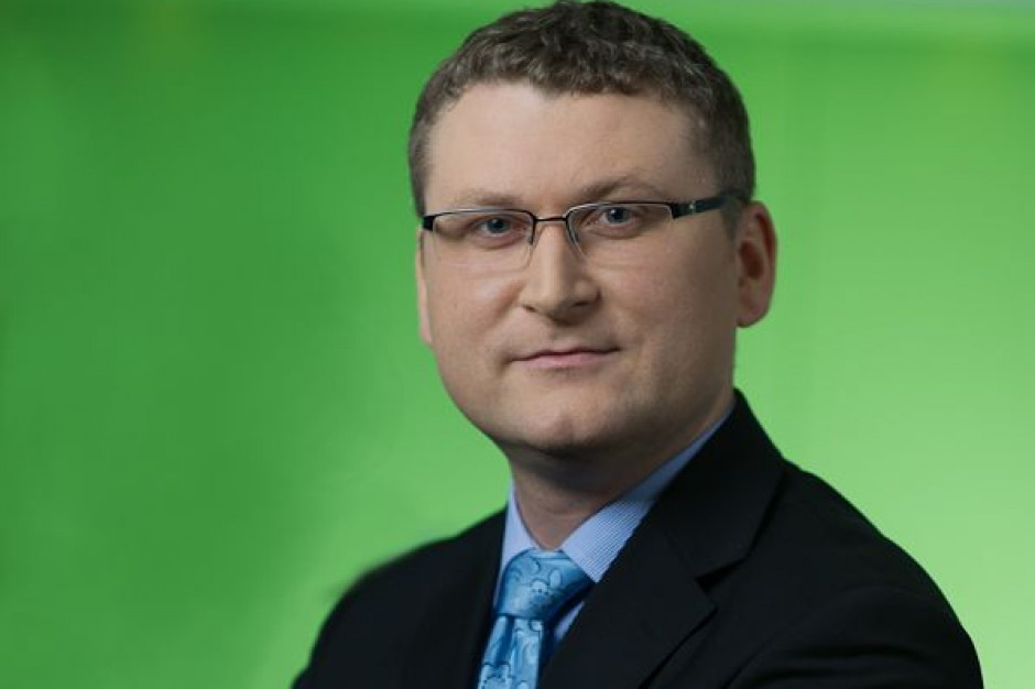 Na zdj. Konrad Księżopolski, szef działu analiz Haitong Bank Jak sieci poradzą sobie z zakazem handlu w niedziele? Wydłużą godziny otwarcia!