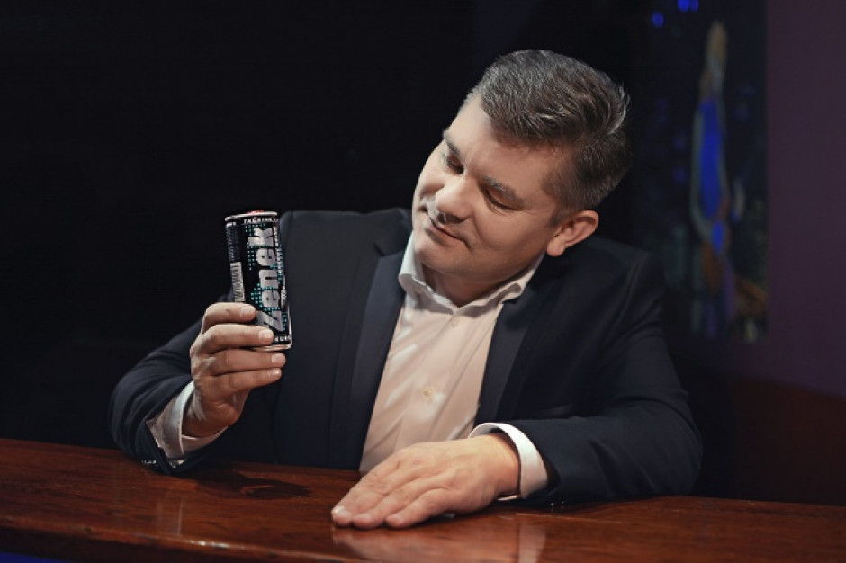 Fot. zenekenergydrink.com Zenon Martyniuk twarzą napoju Zenek Energy Drink