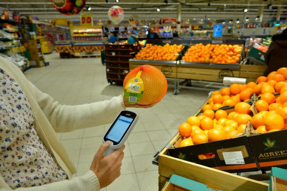 fot. materiały prasowe Technologia scan&shop dostępna w 3 sklepach Tesco (video)