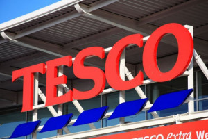 Tesco zapłaci 129 mln funtów kary za zawyżanie zysków w 2014 r.