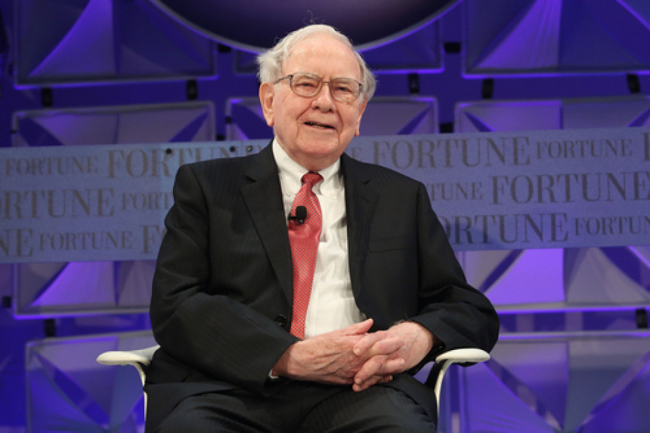 Warren Buffett, fot. Shutterstock Warren Buffett podniesie sprzedaż Cherry Coke?
