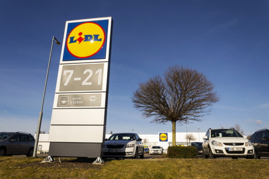 na zdj. sklep Lidl w Czechach, fot. shutterstock Silna dystrybucja i e-sklepy pomysłem Lidla na Europę Środkowo-Wschodnią