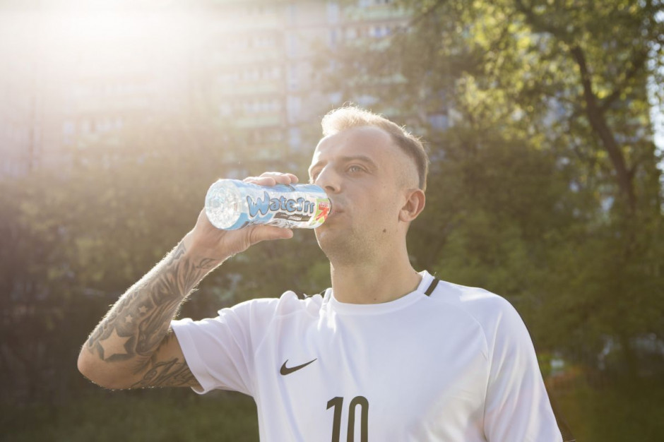 fot. materiały prasowe Kamil Grosicki w reklamie Kubuś Waterrr Sport