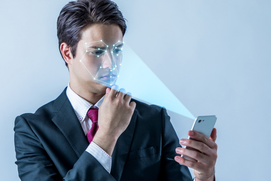 Fot. za Shutterstock.com Deloitte: rozpoznawanie twarzy to technologia "hit" wśród detalistów
